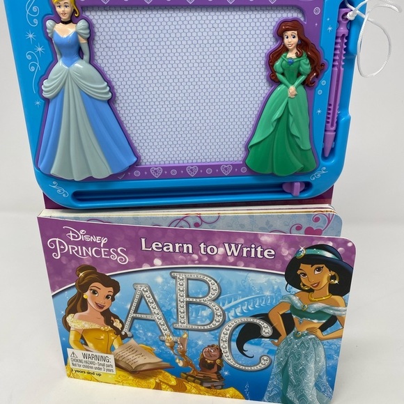 Disney Princess Learn to Write ABC Read & Doodle - Picture 2 of 6